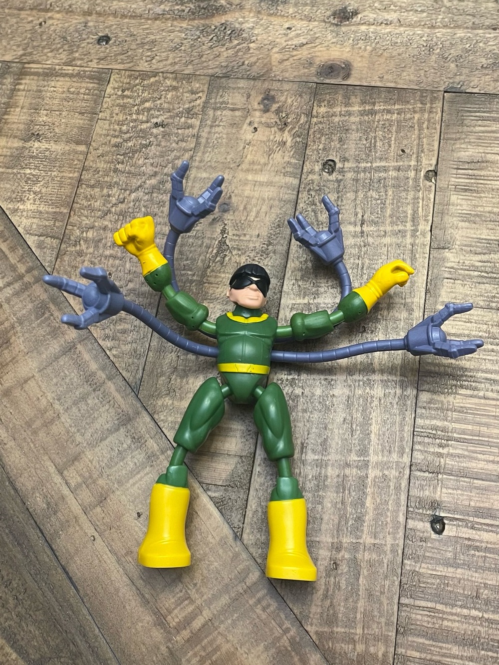 Marvel Spider-Man Bend and Flex Doctor Octopus with Posable Arms